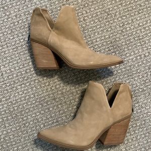 Brand new - never worn before